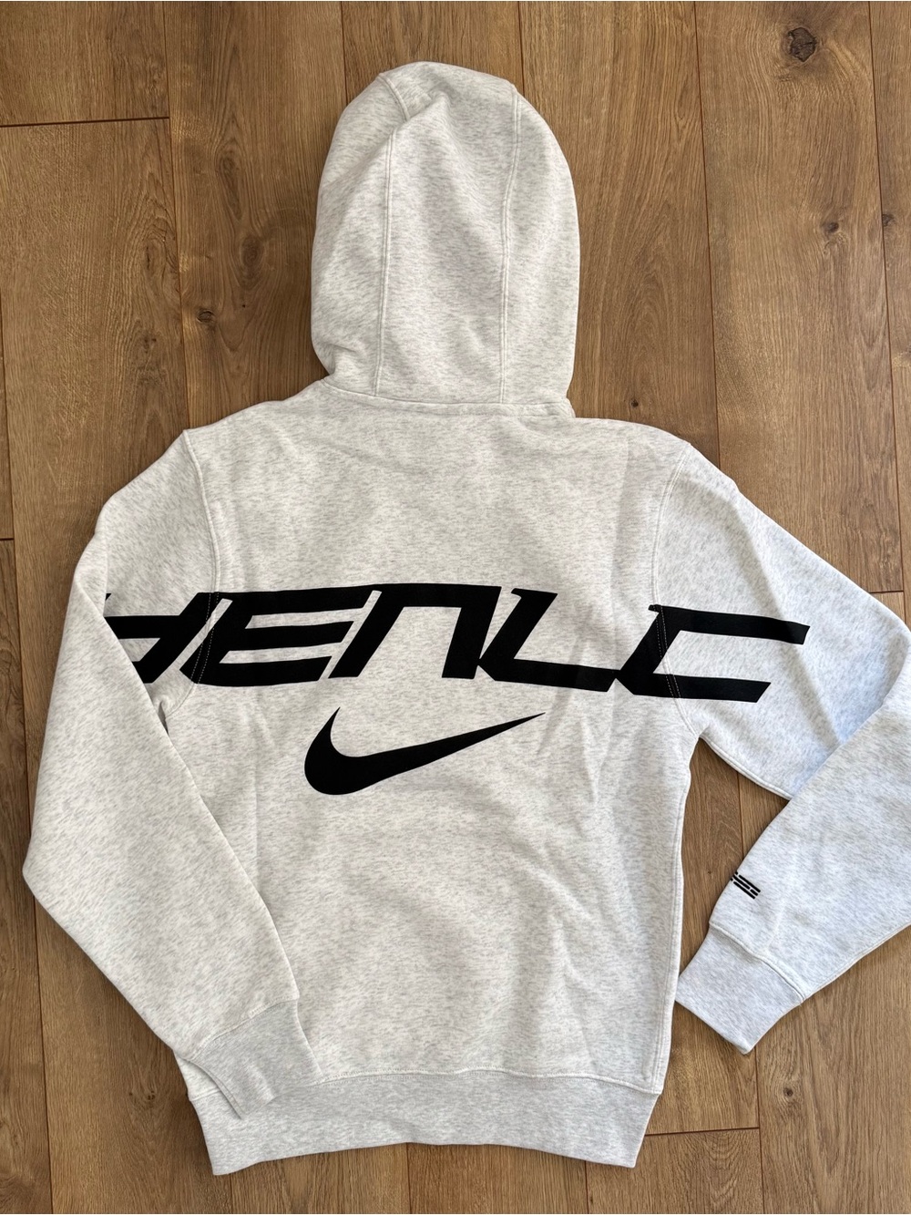 Nike x BTS tour Arirang merch Hoodie XS NWT - Picture 3 of 9